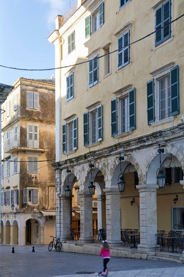 Old Town Luxury Suites 'Princess' コルフ島 エクステリア 写真